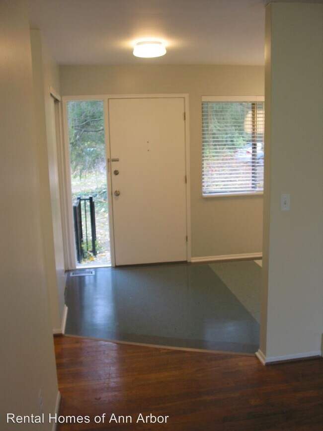 Foto del edificio - 3 br, 1 bath House - 1401 Jorn Court