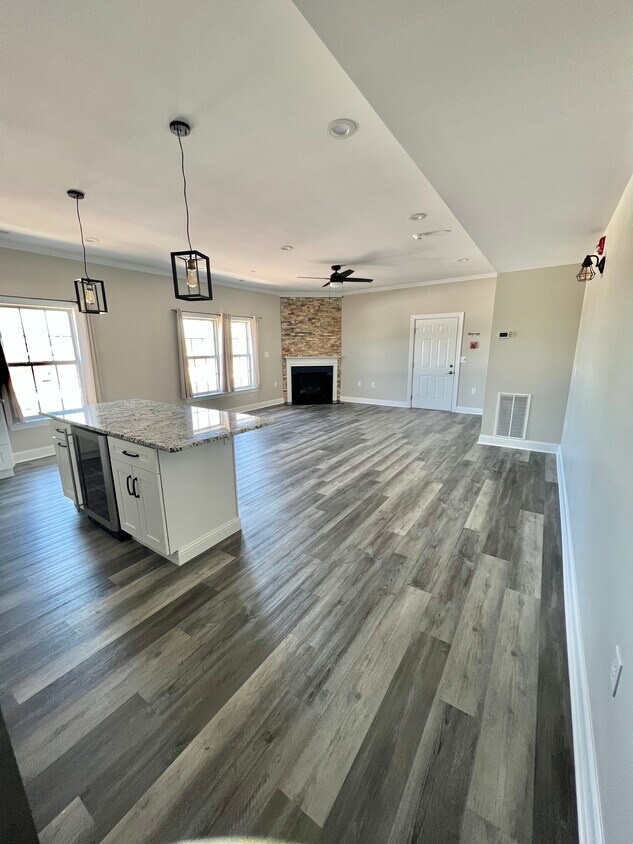 204 Mill St Unit 403, Bristol, PA 19007 Condo for Rent in Bristol, PA