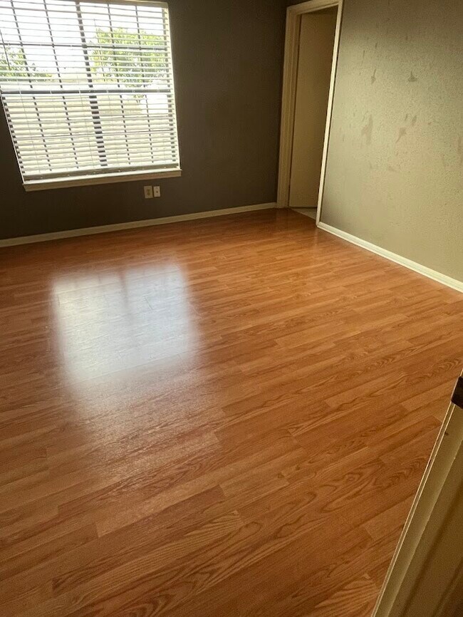 dormitorio de arriba #2 - 1178 Green Meadow St