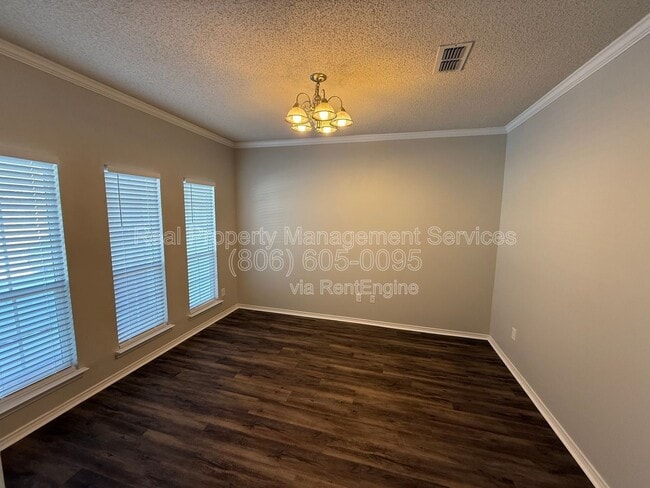 Foto del edificio - 6715 91st St