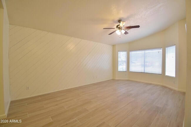 Building Photo - 5570 W Becker Ln