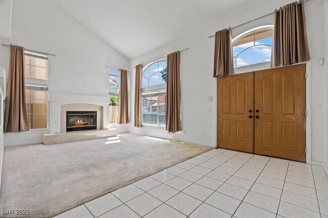 Foto del edificio - 2456 Antler Point Dr