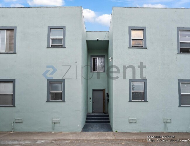 Building Photo - 2238 Seventh St