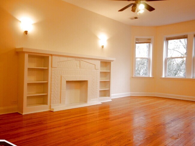 Foto del edificio - 3428 W Parker Ave