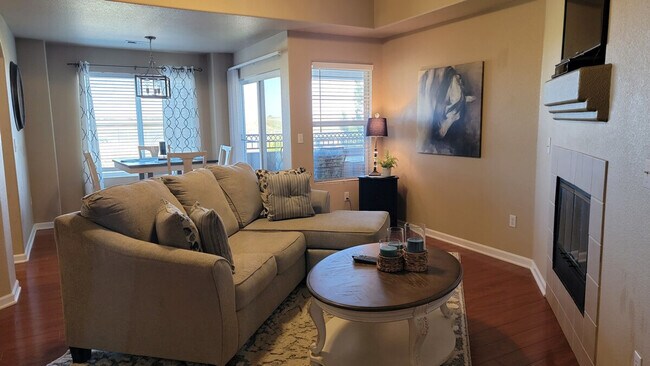 Foto del edificio - 4800 Copeland Cir