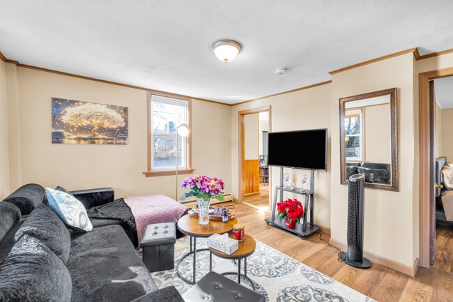 Building Photo - 50 Norfolk St