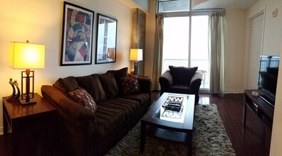 Building Photo - 4 W Martin Luther King Jr Blvd