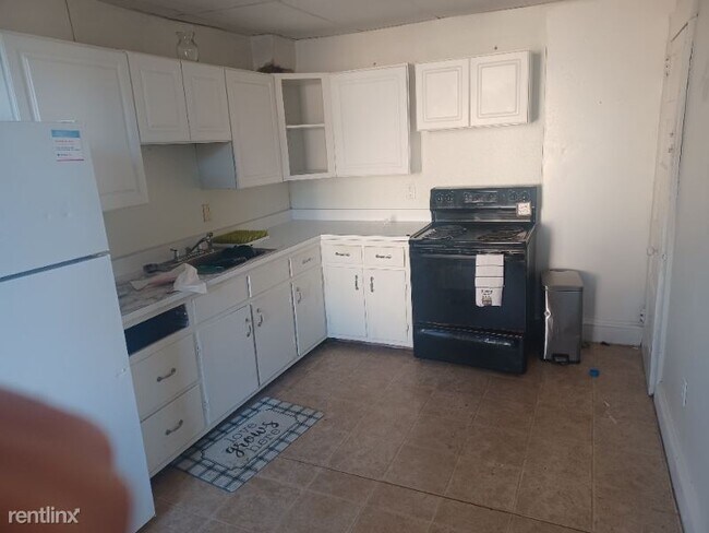 Foto del edificio - 2 br, 3 bath House - 107 Old Swede Rd