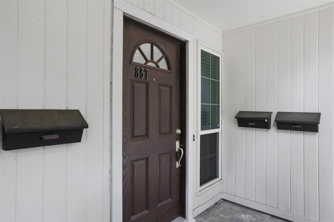 Foto del edificio - 857 Wax Myrtle Ln