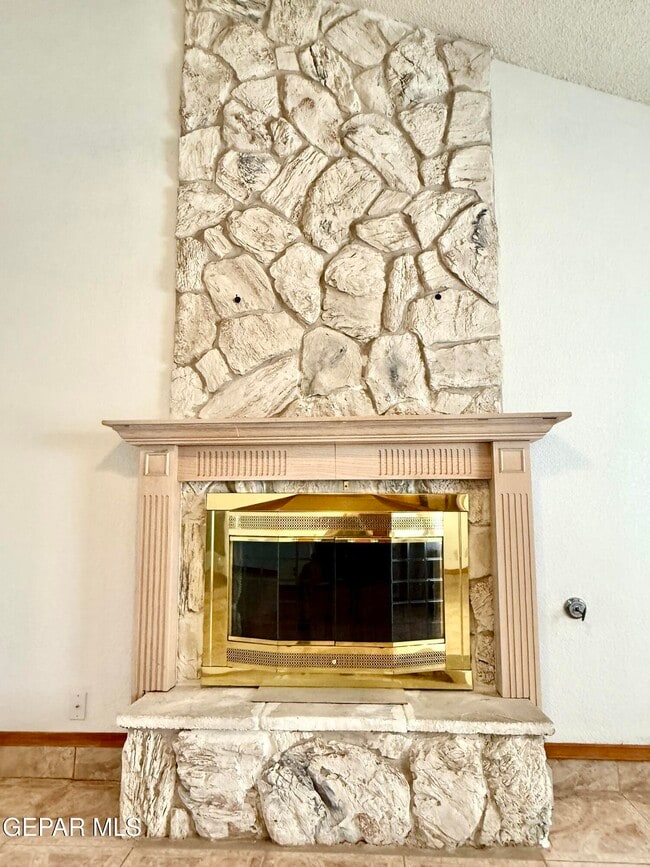 Building Photo - 1738 Onizuka Dr