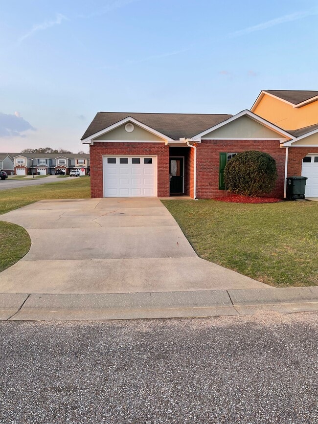 Building Photo - 203 Camden Drive