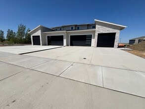 Building Photo - 2226 N Hacksaw Trl