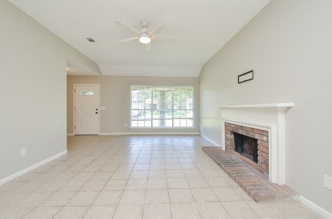 Foto del edificio - 22630 Powell House Ln