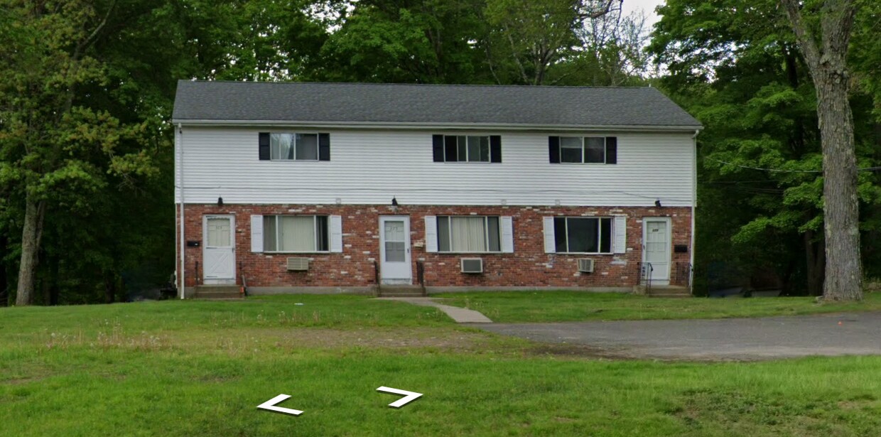 375 Wolcott St (Center Townhouse) - 373 Wolcott St