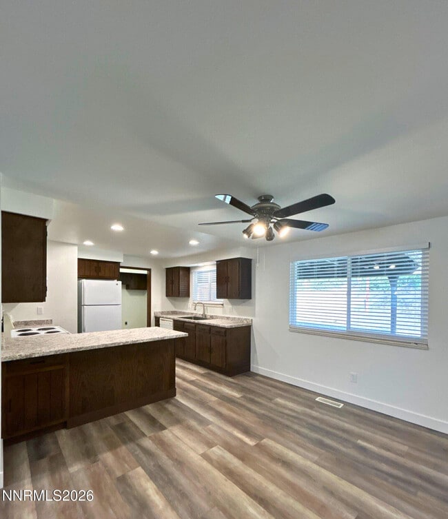 Foto del edificio - 1530 Severn Dr