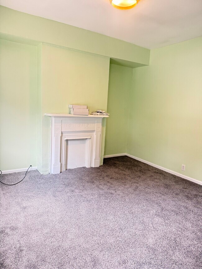 Foto del edificio - 5220 Holmes St