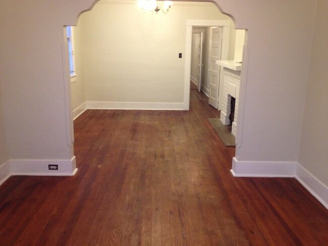 Building Photo - 308 Henry Clay Ave