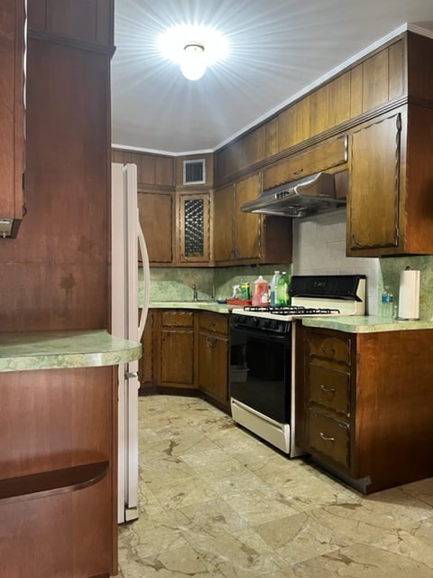Building Photo - 47-03 90th St