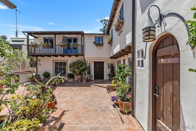 Foto del edificio - 7728 Ludington Pl