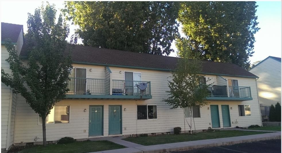 Primary Photo - Arthur Village Townhouses