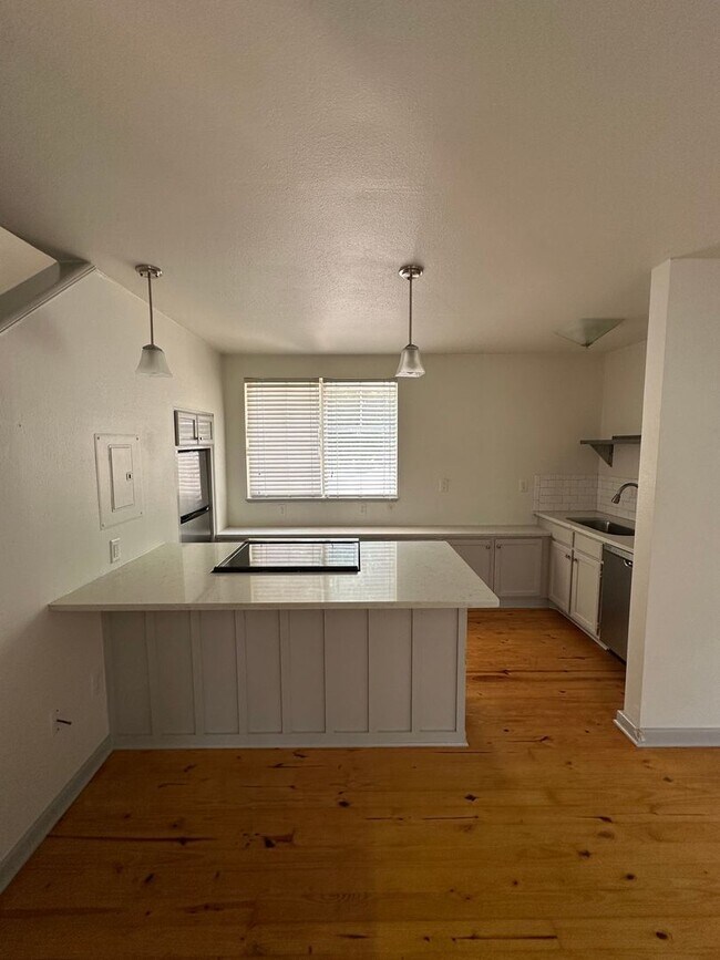 Foto del edificio - Town Creek Properties - South Gregg