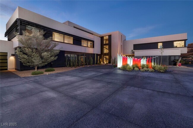 Foto del edificio - 750 Dragon Ridge Dr