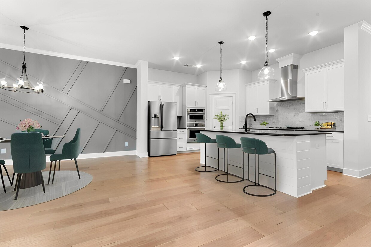 Foto principal - 2550 Barry St