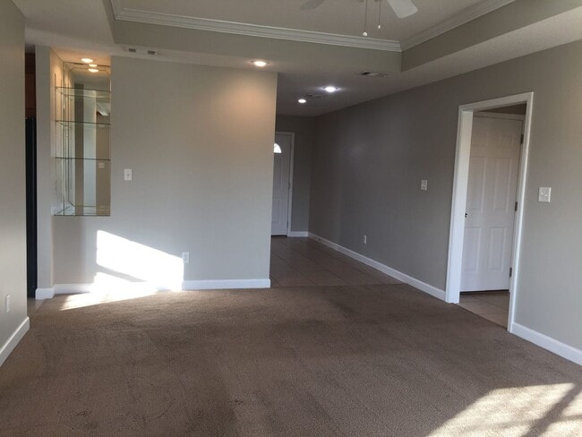 Foto del edificio - Charming 3BR/2BA Home with Open Split Floor Plan in Druid Oaks