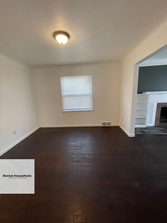 Foto del edificio - Dream Bungalow Awaits: Space, Style & Serenity!~ $1400