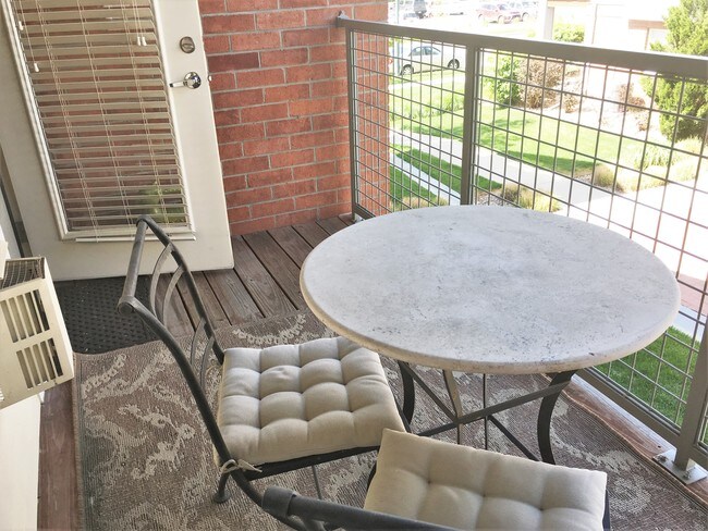 balcony patio - 7600 E Academy Blvd