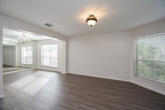 Building Photo - 4426 Topaz Trail Dr