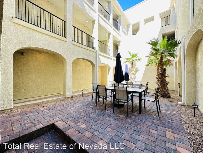Building Photo - 2 br, 2 bath House - 2555 Hampton U #7202