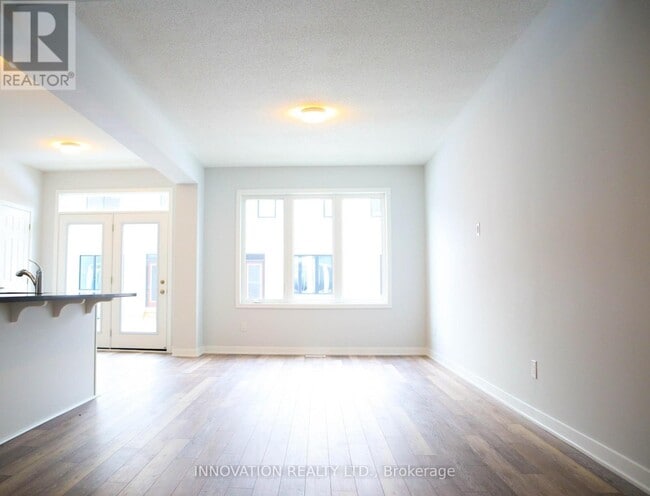 Building Photo - 1062 Curraglass Walk