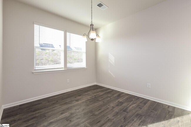 Building Photo - 705 Ridgemoor Trl