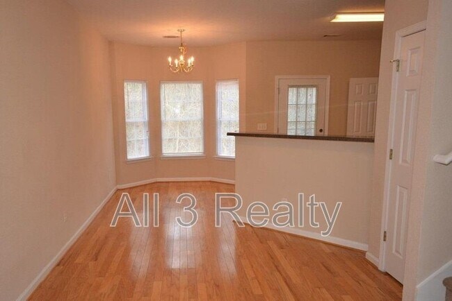 Foto del edificio - 142 Brookview Dr