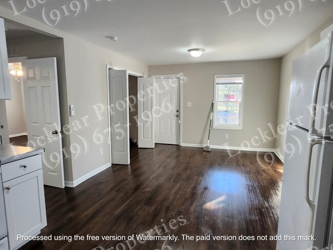 Sala de estar - 610 Hugh St
