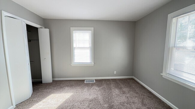 Foto del edificio - 2302 S Hackley St