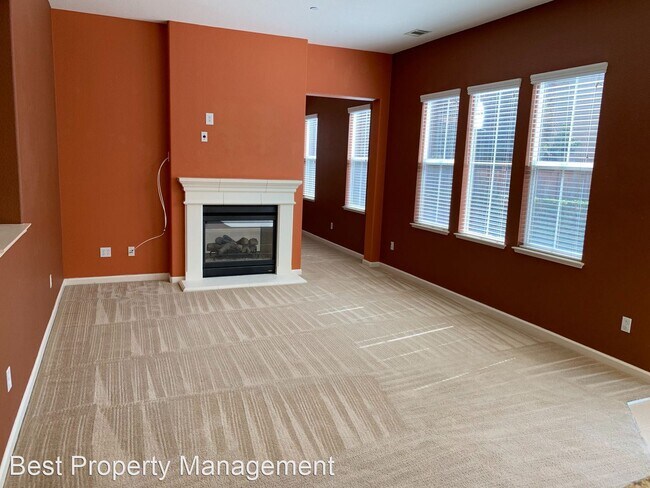 Foto del edificio - 4 br, 3.5 bath House - 2154 Prato Street