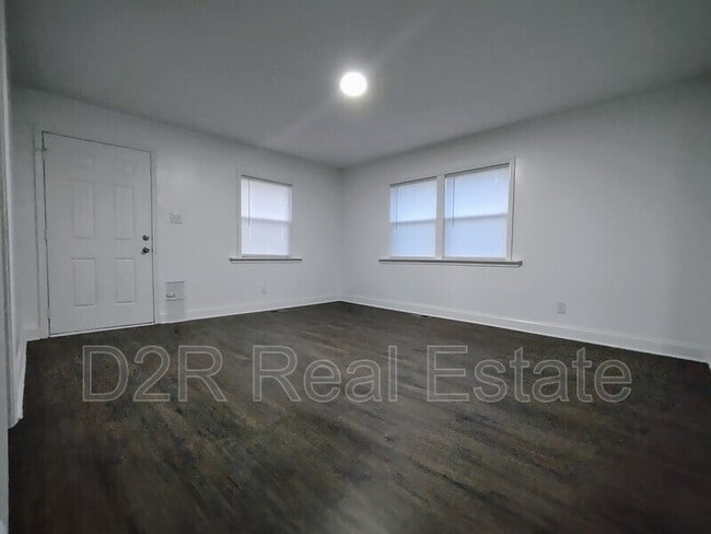 Photo - 7909 Southfield Dr Apartment