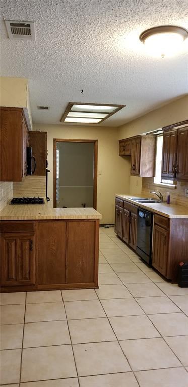 Building Photo - 230 Rustic Ridge Dr