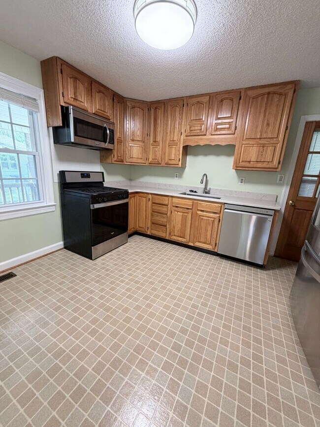 Foto del edificio - 1304 Gracewood Dr