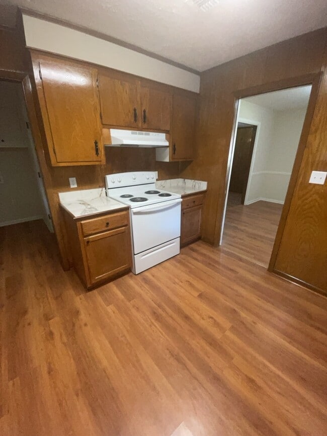 Building Photo - 3535 Exchange Dr