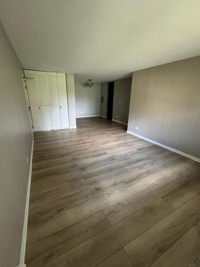 Foto del edificio - 1477 N Winslowe Dr