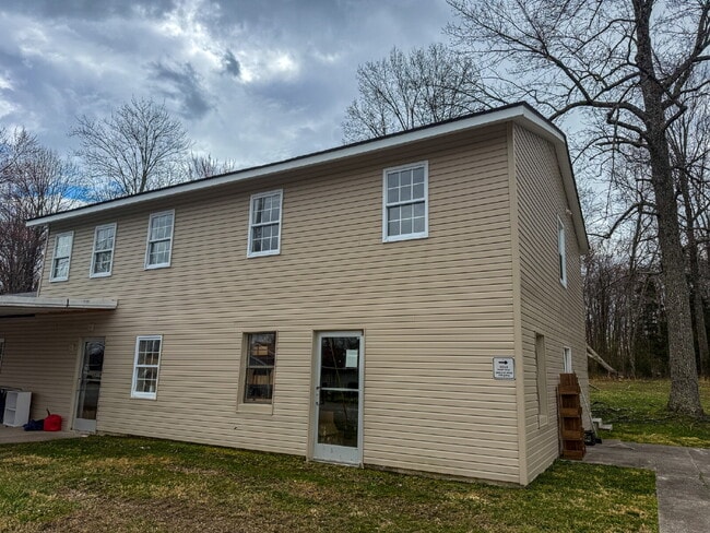 Foto del edificio - 2BR/1BA Unit Pleasant View - Utilities Included