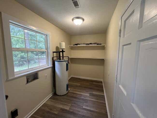 Foto del edificio - Home for Rent