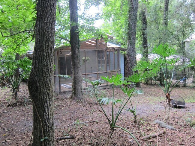 Building Photo - 635 SW 28 St
