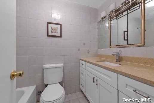 Foto del edificio - 85-64 67th Ave