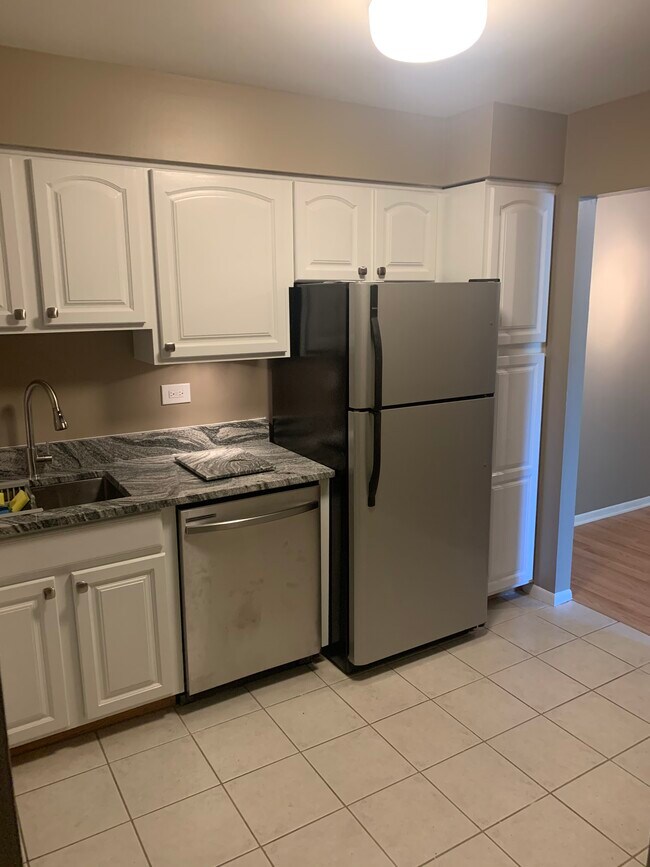 SS dishwasher - 7400 Grand Ave
