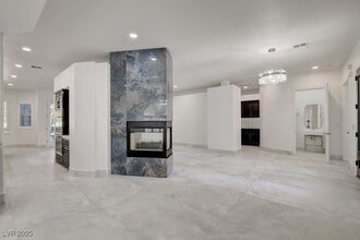 Building Photo - 2132 Lookout Point Cir