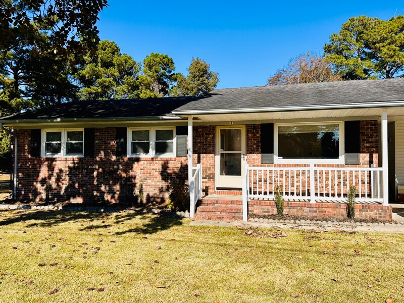 Foto principal - 7 Princeton Dr